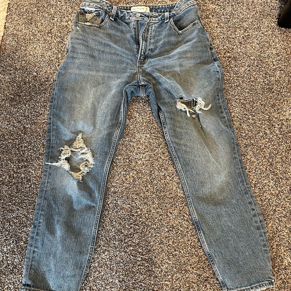 Abercrombie curve love high rise mom Jean